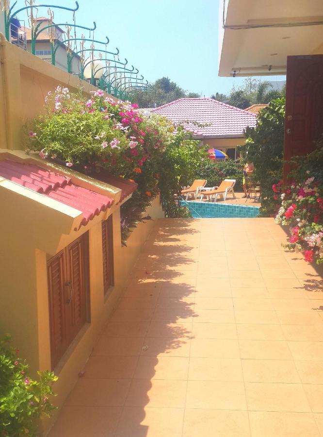 Butterfly Garden Boutique Residences Large Luxury Apts And Villas A Lifetsyle Destination By Neang, Everything You Need All Right Here 1-3 Bedrooms 110 To 190 Sq Mtrs, 2 Full Bathrooms, Rain Shower, Spa Bath, Bbq, Free Wifi, Staff 24-7, Close To Beac Pattaya Bagian luar foto