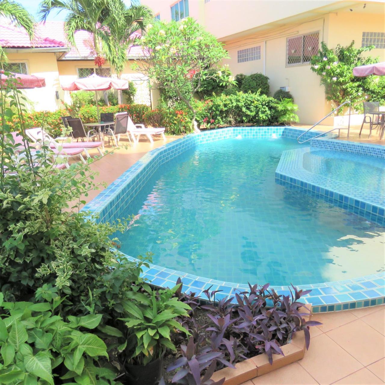 Butterfly Garden Boutique Residences Large Luxury Apts And Villas A Lifetsyle Destination By Neang, Everything You Need All Right Here 1-3 Bedrooms 110 To 190 Sq Mtrs, 2 Full Bathrooms, Rain Shower, Spa Bath, Bbq, Free Wifi, Staff 24-7, Close To Beac Pattaya Bagian luar foto