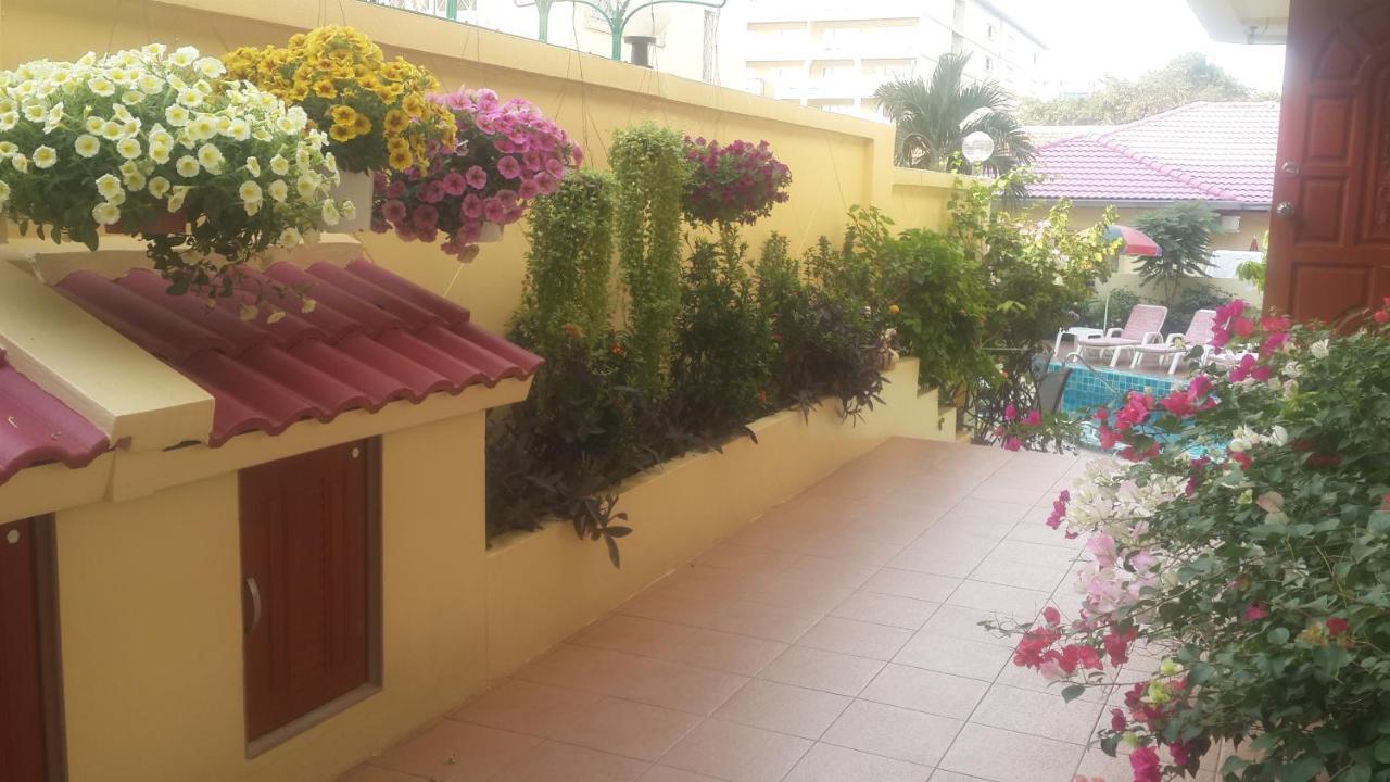 Butterfly Garden Boutique Residences Large Luxury Apts And Villas A Lifetsyle Destination By Neang, Everything You Need All Right Here 1-3 Bedrooms 110 To 190 Sq Mtrs, 2 Full Bathrooms, Rain Shower, Spa Bath, Bbq, Free Wifi, Staff 24-7, Close To Beac Pattaya Bagian luar foto